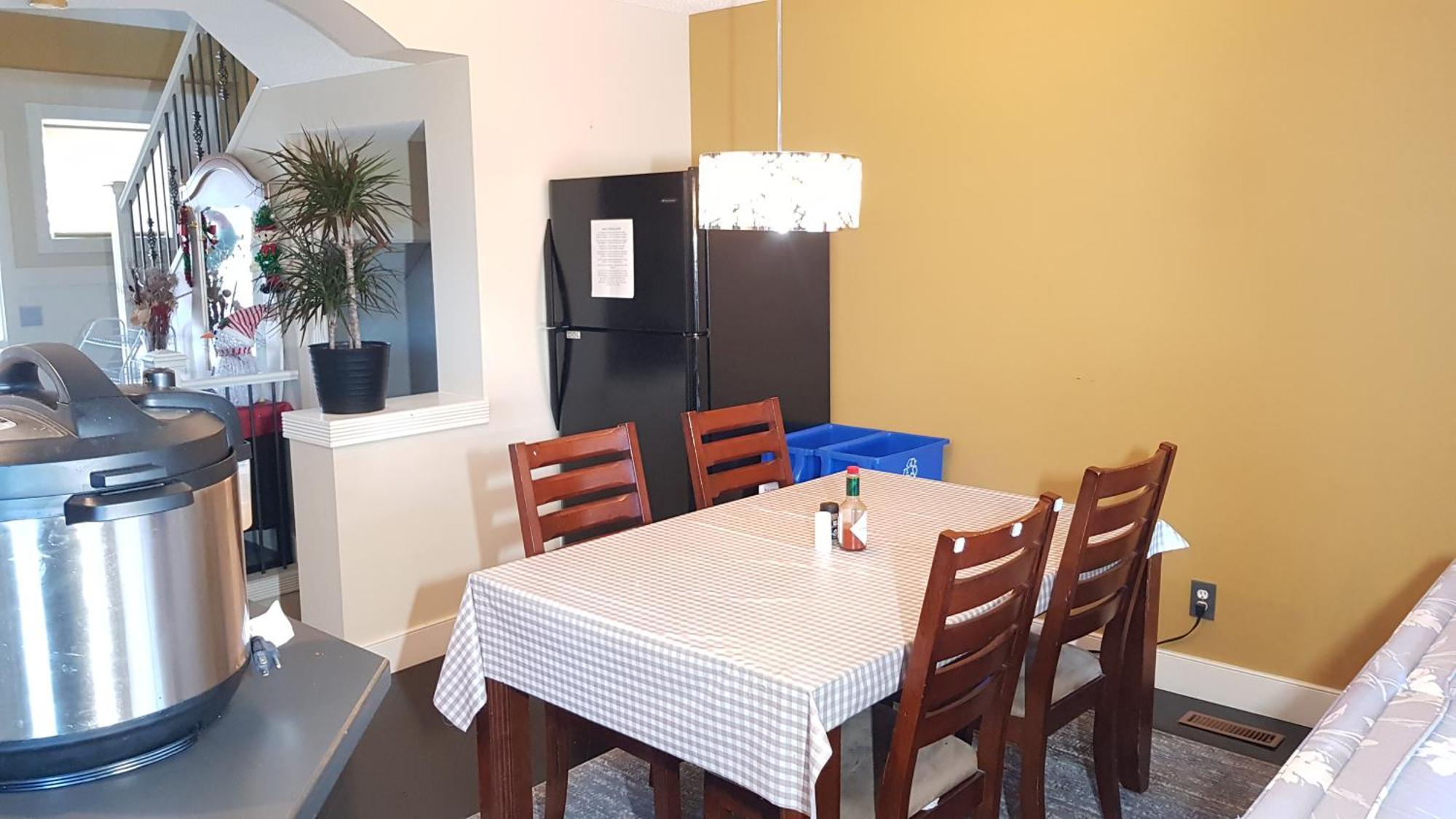 Tuscan Ridge Guesthouse Calgary West מראה חיצוני תמונה